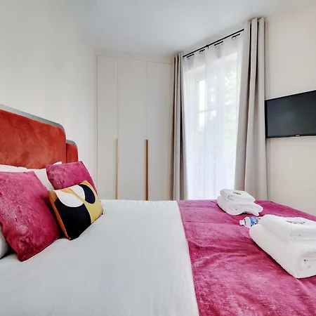 Daire Charming Air-conditioned Apt Near The Eiffel Tower *